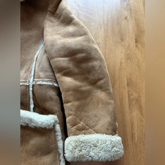 Men's Shearling Sheepskin Coat. Vintage Marlboro Man. Tan/Cream. Size XL - Picture 4 of 16